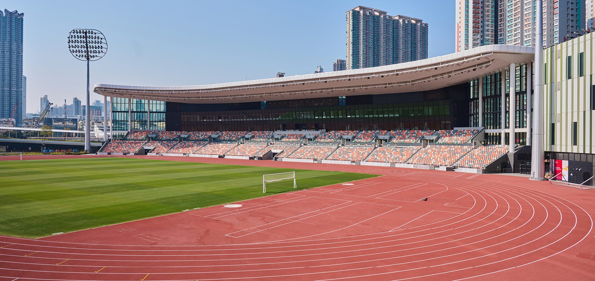 意媒：拉比奥有望在米兰德比中首发，圣地亚哥进入替补席