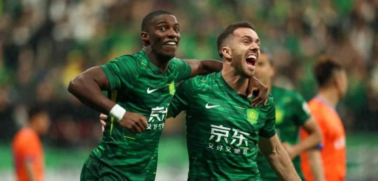 【奖项】阿卡荣获斯蒂芬·埃德伯格体育风尚奖，卢布获评阿瑟·阿什人道主义奖