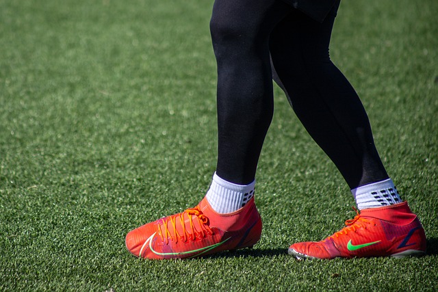 半场战报：比萨0-0克雷莫内塞