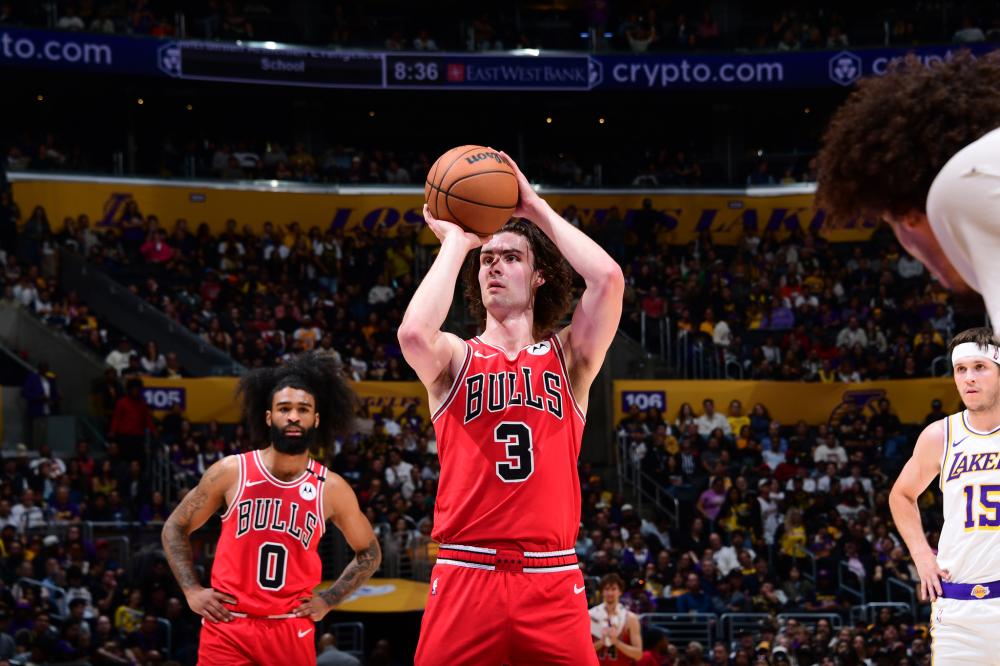 中国移动咪咕首部短道速滑题材微短剧《冰上双子星》哈尔滨开机